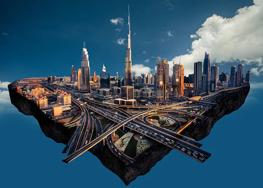 Free Zone vs Mainland Company UAE 2025 comparison infographic showing Dubai skyline and business districts

